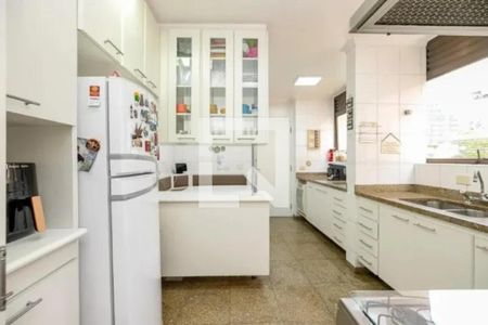 Foto 06 de apartamento à venda com 3 quartos, 225m² em Itaim Bibi, São Paulo