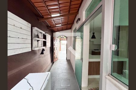 Casa à venda com 200m², 4 quartos e 4 vagasÁrea de Serviço