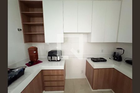 Casa à venda com 200m², 4 quartos e 4 vagasCozinha