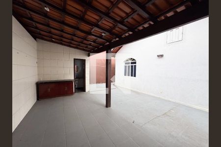Casa à venda com 200m², 4 quartos e 4 vagasÁrea comum