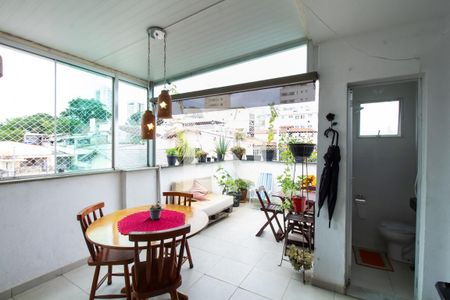 Apartamento à venda com 104m², 2 quartos e 1 vaga Apartamento à venda com 104m², 2 quartos e 1 vagaÁrea gourmet