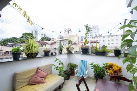 Apartamento à venda com 104m², 2 quartos e 1 vaga Apartamento à venda com 104m², 2 quartos e 1 vagaTerraço