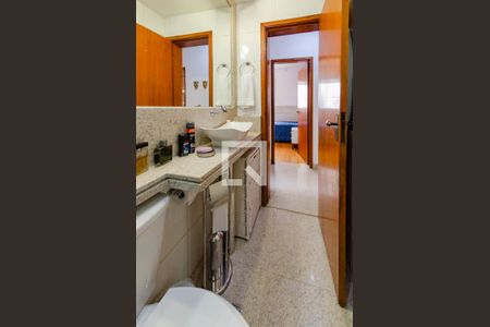 Apartamento para alugar com 75m², 3 quartos e 2 vagasBanheiro