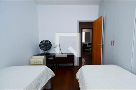 Apartamento à venda com 163m², 4 quartos e 3 vagasQuarto 4