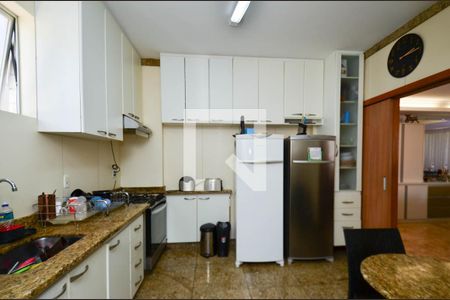 Apartamento à venda com 163m², 4 quartos e 3 vagasCozinha