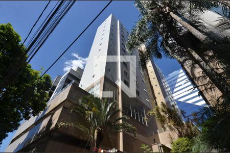 Apartamento à venda com 163m², 4 quartos e 3 vagasFachada