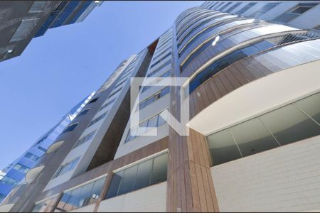 Apartamento à venda com 163m², 4 quartos e 3 vagasFachada