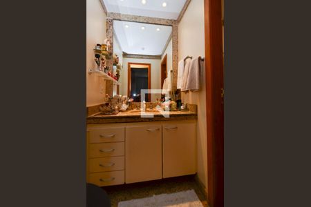 Apartamento à venda com 163m², 4 quartos e 3 vagasBanheiro Suíte