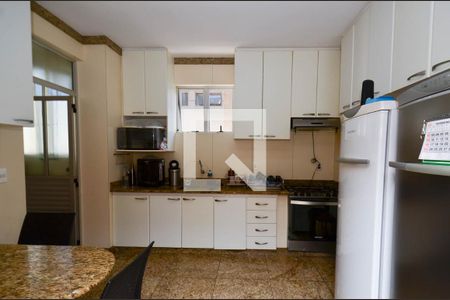 Apartamento à venda com 163m², 4 quartos e 3 vagasCozinha