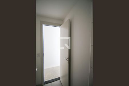 Apartamento para alugar com 45m², 2 quartos e sem vagaBanheiro