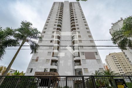 Apartamento para alugar com 62m², 2 quartos e 1 vagaFachada