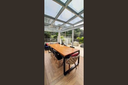 Apartamento à venda com 120m², 2 quartos e 1 vaga Apartamento à venda com 120m², 2 quartos e 1 vagaVaranda Gourmet