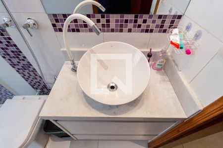 Casa à venda com 140m², 4 quartos e 3 vagasDetalhe Banheiro - Social 2