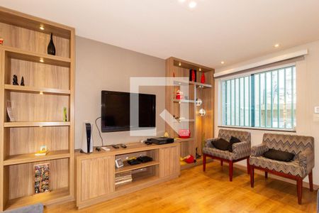 Sala de casa à venda com 4 quartos, 140m² em Vila Diva (zona Leste), São Paulo