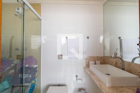 Casa à venda com 140m², 4 quartos e 3 vagasEspaço Gourmet - Banheiro