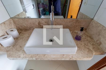 Casa à venda com 140m², 4 quartos e 3 vagasEspaço Gourmet - Banheiro