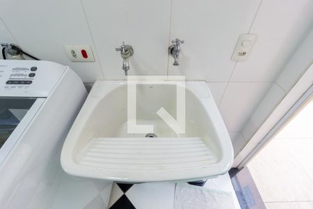 Casa à venda com 140m², 4 quartos e 3 vagasDetalhe - Área de Serviço