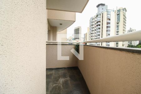 Varanda de apartamento para alugar com 2 quartos, 97m² em Vila Uberabinha, São Paulo