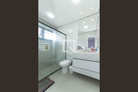 Casa à venda com 260m², 3 quartos e 3 vagas Casa à venda com 260m², 3 quartos e 3 vagasBanheiro da Suíte 1