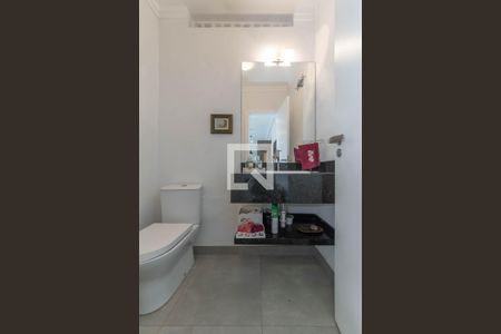 Casa à venda com 260m², 3 quartos e 3 vagas Casa à venda com 260m², 3 quartos e 3 vagasLavabo da Área Gourmet