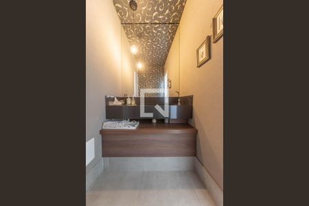 Casa à venda com 260m², 3 quartos e 3 vagas Casa à venda com 260m², 3 quartos e 3 vagasLavabo