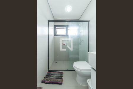 Casa à venda com 260m², 3 quartos e 3 vagas Casa à venda com 260m², 3 quartos e 3 vagasBanheiro da Suíte 1