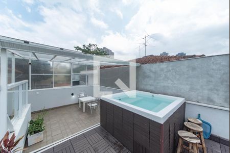 Casa à venda com 260m², 3 quartos e 3 vagas Casa à venda com 260m², 3 quartos e 3 vagasSpa