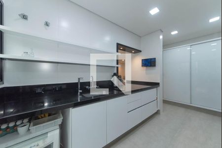 Casa à venda com 260m², 3 quartos e 3 vagas Casa à venda com 260m², 3 quartos e 3 vagasCozinha