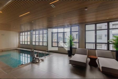 Studio para alugar com 21m², 1 quarto e sem vaga Studio para alugar com 21m², 1 quarto e sem vagaÁrea comum - Piscina