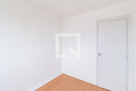 Quarto 2 de apartamento para alugar com 2 quartos, 40m² em Vila da Oportunidade, Carapicuíba
