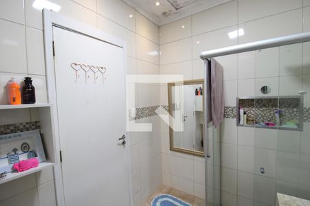 Casa à venda com 330m², 4 quartos e 3 vagasBanheiro 2