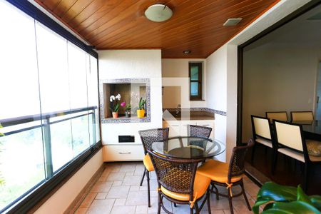 Varanda da Sala de apartamento à venda com 4 quartos, 245m² em Vila Andrade, São Paulo