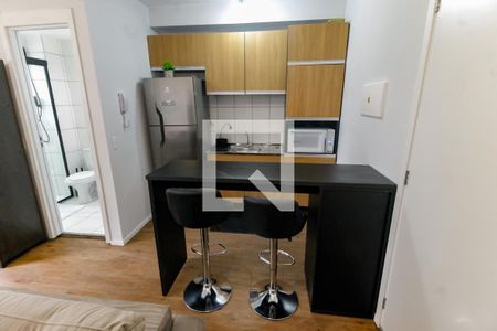 Studio à venda com 28m², 1 quarto e sem vaga Studio à venda com 28m², 1 quarto e sem vagaCozinha - Armários