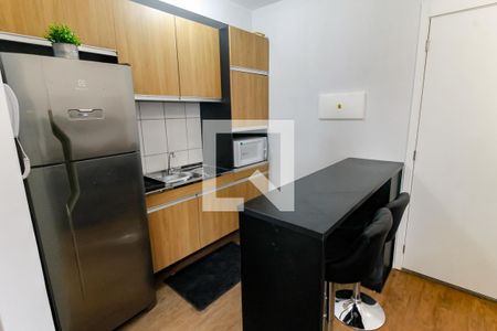 Studio à venda com 28m², 1 quarto e sem vaga Studio à venda com 28m², 1 quarto e sem vagaCozinha - Armários