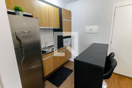 Studio à venda com 28m², 1 quarto e sem vaga Studio à venda com 28m², 1 quarto e sem vagaCozinha - Armários