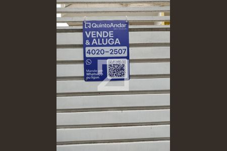 Casa à venda com 270m², 3 quartos e 4 vagas Casa à venda com 270m², 3 quartos e 4 vagasplaquinha