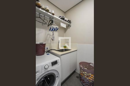 Casa à venda com 270m², 3 quartos e 4 vagas Casa à venda com 270m², 3 quartos e 4 vagasÁrea de Serviço