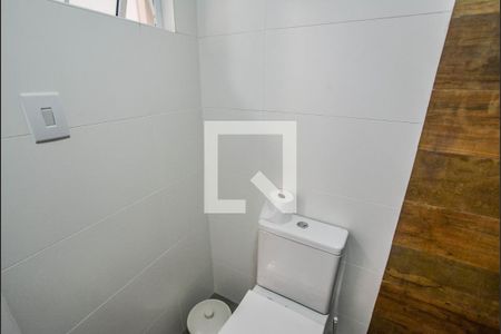 Casa à venda com 270m², 3 quartos e 4 vagas Casa à venda com 270m², 3 quartos e 4 vagasBanheiro de serviço