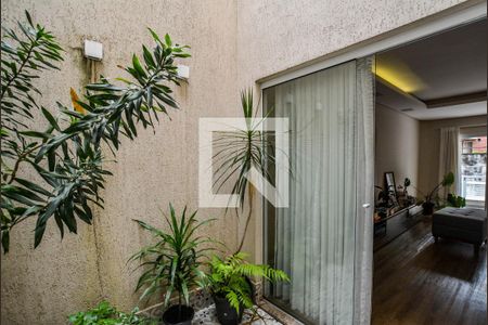 Casa à venda com 270m², 3 quartos e 4 vagas Casa à venda com 270m², 3 quartos e 4 vagasJardim de Inverno