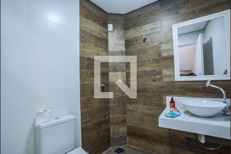 Casa à venda com 270m², 3 quartos e 4 vagas Casa à venda com 270m², 3 quartos e 4 vagasBanheiro de serviço