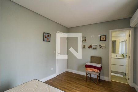 Casa à venda com 270m², 3 quartos e 4 vagas Casa à venda com 270m², 3 quartos e 4 vagasSuíte 1