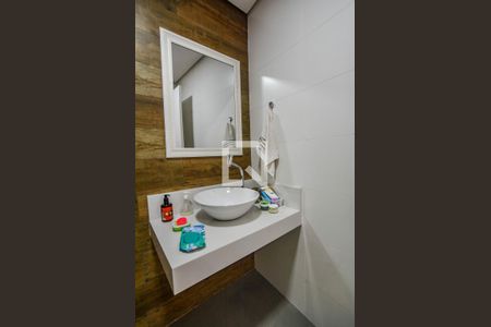 Casa à venda com 270m², 3 quartos e 4 vagas Casa à venda com 270m², 3 quartos e 4 vagasBanheiro de serviço