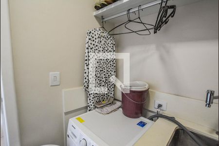 Casa à venda com 270m², 3 quartos e 4 vagas Casa à venda com 270m², 3 quartos e 4 vagasÁrea de Serviço