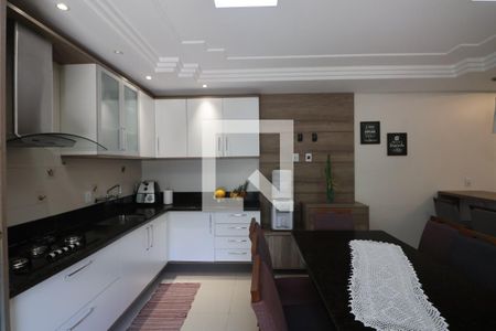 Casa à venda com 230m², 3 quartos e 15 vagasCozinha