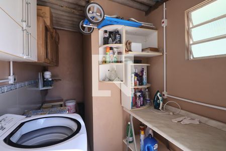 Casa à venda com 230m², 3 quartos e 15 vagasÁrea de Serviço