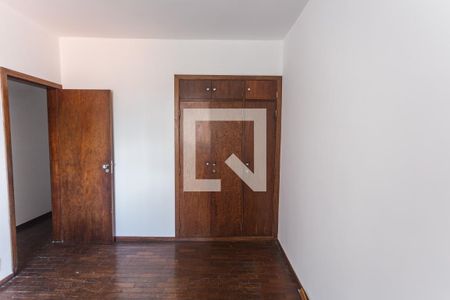 Apartamento à venda com 96m², 3 quartos e 1 vaga Apartamento à venda com 96m², 3 quartos e 1 vagaArmário do Quarto 2