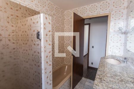 Apartamento à venda com 96m², 3 quartos e 1 vaga Apartamento à venda com 96m², 3 quartos e 1 vagaBanheiro Social