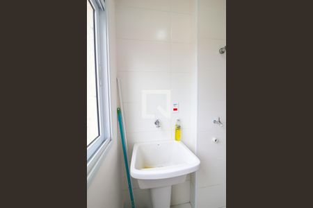 Apartamento para alugar com 65m², 3 quartos e 2 vagas Apartamento para alugar com 65m², 3 quartos e 2 vagasCozinha e Área de Serviço