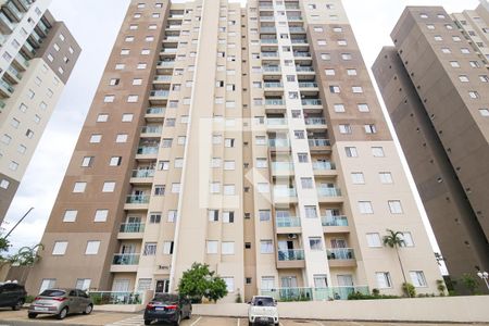 Apartamento para alugar com 65m², 3 quartos e 2 vagas Apartamento para alugar com 65m², 3 quartos e 2 vagasFachada do bloco