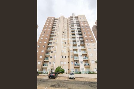 Apartamento para alugar com 65m², 3 quartos e 2 vagas Apartamento para alugar com 65m², 3 quartos e 2 vagasFachada do bloco